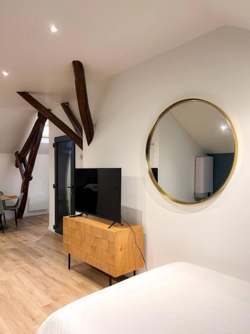 Le Cocoon Choisy-Le-Roi - Wifi, Parking Gratuit, Rer C Apartman Kültér fotó